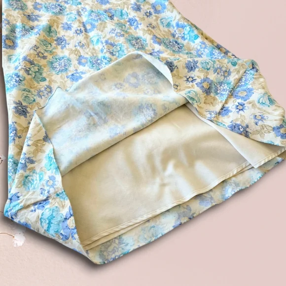 Linen Skirt, Pale Gold & Blue Floral Midi, Shabby Casual Cottagecore Coquette - Picture 3 of 10